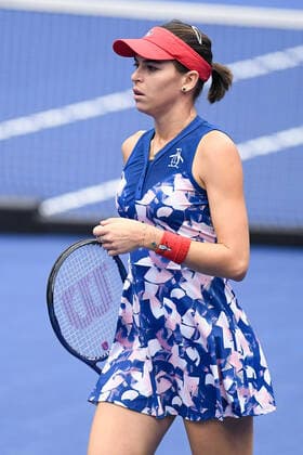05.10.2022 OSTRAWA ( CZECH REPUBLIC ) TENIS ZIEMNY ( TENNIS ) WTA, Tennis Damen AGEL OPEN OSTRAVA 2022 - TURNIEJ WTA 500 - 1 8 FINALU - ROUND OF 16 MECZ IGA SWIATEK VS. AJLA TOMLJANOVIC ( GAME ) NZ AJLA TOMLJANOVIC SYLWETKA FOTO MICHAL STANCZYK CYFRASPORT NEWSPIX.PL --- Newspix.pl  20221005CSMS0012