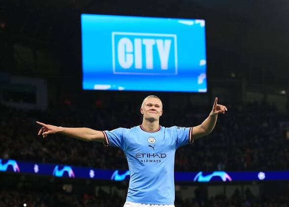 Sport Themen der Woche KW40 Sport Bilder des Tages Mandatory Credit: Photo by Matt West Shutterstock (13439512k) Erling Haaland of Manchester City celebrates scoring the opening goal Manchester City v FC Copenhagen, UEFA Champions League, Group G, Football, Etihad Stadium, Manchester, UK - 05 Oct 2022 EDITORIAL USE ONLY No use with unauthorised audio, video, data, fixture lists, club league logos or live services. Online in-match use limited to 120 images, no video emulation. No use in betting, games or single club league player publications. Manchester City v FC Copenhagen, UEFA Champions League, Group G, Football, Etihad Stadium, Manchester, UK - 05 Oct 2022 EDITORIAL USE ONLY No use with unauthorised audio, video, data, fixture lists, club league logos or live services. Online in-match use limited to 120 images, no video emulation. No use in betting, games or single club league player publications.  Copyright: xMattxWest Shutterstockx 13439512k