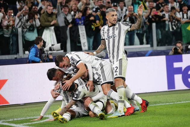 Sport Themen der Woche KW40 Sport Bilder des Tages October 5, 2022, Turin, Italy: Adrien Rabiot of Juventus Fc celebrating with team mates after a goal during the UEFA Champions League match, Group H, Juventus Fc and Maccabi Haifa, on 05 October 2022, at Allianz Stadium, Turin, Italy. Photo . UEFA Champions League football match - Juventus FC vs Maccabi Haifa, Turin, Italy  - ZUMAl164 20221005_zsa_l164_019 Copyright: xNderimxKacelix