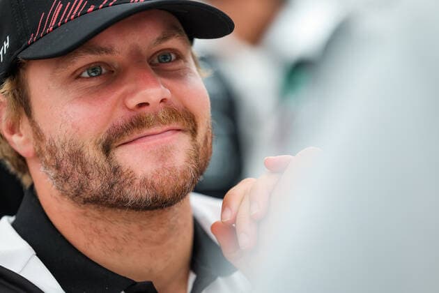 BOTTAS Valtteri (fin), Alfa Romeo F1 Team ORLEN C42, portrait during the Formula 1 Honda Japanese Grand Prix 2022, 18th round of the 2022 FIA Formula One World Championship, WM, Weltmeisterschaft from Octobre 7 to 9, 2022 on the Suzuka International Racing Course, in Suzuka, Mie Prefecture, Japan - F1 - JAPANESE GRAND PRIX 2022 DPPI Panoramic  20221006_G00D7666