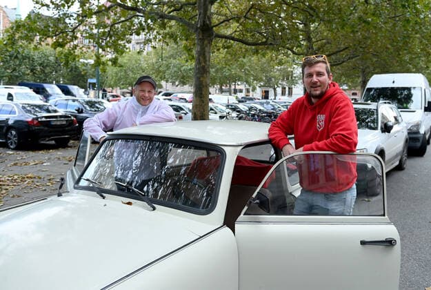 Football, men, season 2022 2023, Europa League, Malmö FF 1 FC Union Berlin group stage, Group D, Matchday 3 , Fans of Union on the day of the match in Malmö at Lilla Torg, v l Pierre Gelbke and Andreas Knoll traveled with a Trabant from Zeuthen or Schulzendorf via Rostock ferry to Malmö, 06 10 2022, Copyright: xMatthiasxKochx
