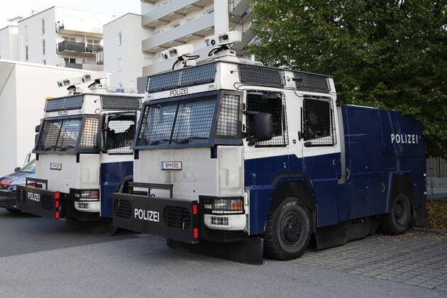 SOCCER - UEFA EL, Sturm vs Lazio GRAZ,AUSTRIA,06.OCT.22 - SOCCER - UEFA Europa League, SK Sturm Graz vs SS Lazio Roma. Image shows water canon vehicle of the austrian police.  GEPAxpictures xChrisxBauer
