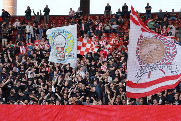 Photo Manuel Geisser 06 10 2022 Stadium Letzigrund Football Season 2022 2023 Europa League Group Phase FC Zuerich PSV Eindhoven Picture Fan Curve PSV Eindhoven