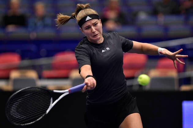 Czech Karolina Muchova in action during the WTA, Tennis Damen Agel Open 2022 women s tennis tournament match against Catherine McNally of USA, on October 6, 2022, in Ostrava, Czech Republic. (CTKxPhoto JaroslavxOzana) CTKPhotoP2022100607066  JAO 20