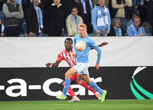 Football, men, season 2022 2023, Europa League, Malmö FF 1 FC Union Berlin group stage, group D, matchday 3 , v l Sheraldo Becker 1 FC Union , Hugo Larsson, 06 10 2022, Copyright: xMatthiasxKochx