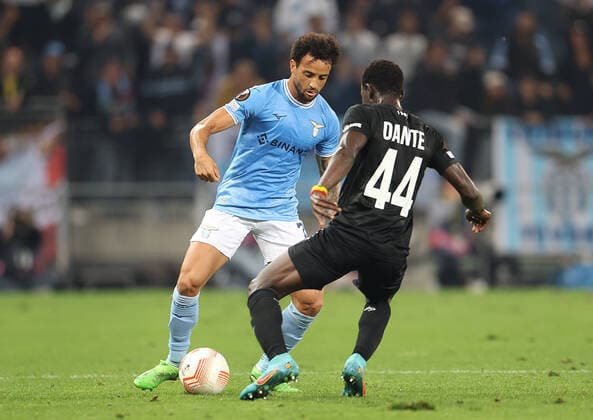 SOCCER - UEFA EL, Sturm vs Lazio GRAZ,AUSTRIA,06.OCT.22 - SOCCER - UEFA Europa League, SK Sturm Graz vs SS Lazio Roma. Image shows Felipe Anderson (Lazio) and Amadou Dante (Sturm).  GEPAxpictures xChrisxBauer