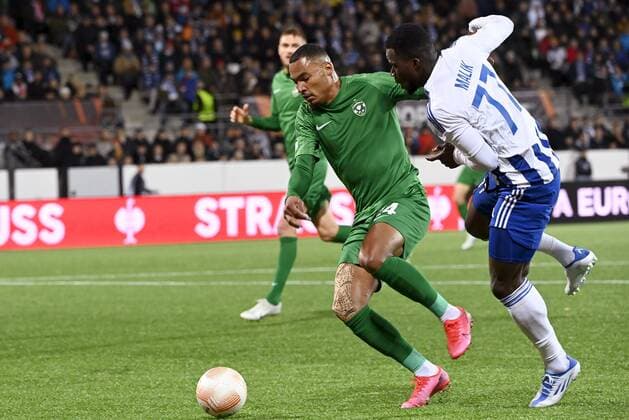 Olivier Verdon (L) of Ludogorets vies with Malik Abubakari of HJK during the UEFA Europa League Group C first leg football match HJK Helsinki vs PFC Ludogorets Razgrad in Helsinki, Finland on October 6, 2022. Helsinki Finland LKFTJK20221006201915IGFY  Copyright: xEmmixKorhonenx LKFTJK20221006201915IGFY