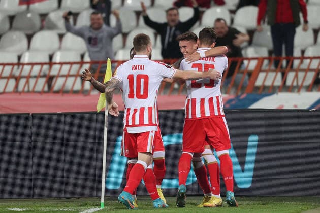 CRVENA ZVEZDA vs FERENCVAROS ALEKSANDAR KATAI, STEFAN MITROVIC, STRAHINJA ERAKOVIC celebration football Crvena zvezda vs Ferencvaros UEFA Europa league Rajko Mitic stadium, Belgrad 06.10.2022. Foto: FOOTBALL, UEFA EUROPA LEAGUE, CRVENA ZVEZDA, RED STAR, FERENCVAROS Belgrade Rajko Mitic stadium Serbia Copyright: xMarkoxMetlas xMNxPressx