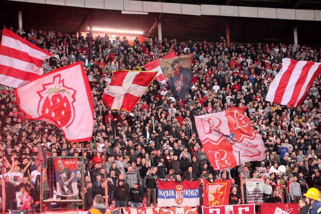 CRVENA ZVEZDA vs FERENCVAROS Supporters football Crvena zvezda vs Ferencvaros UEFA Europa league Rajko Mitic stadium, Belgrad 06.10.2022. Foto: FOOTBALL, UEFA EUROPA LEAGUE, CRVENA ZVEZDA, RED STAR, FERENCVAROS Belgrade Rajko Mitic stadium Serbia Copyright: xMarkoxMetlas xMNxPressx