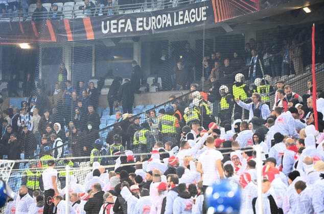 Football, men, season 2022 2023, Europa League, Malmö FF 1 FC Union Berlin group stage, group D, match day 3 , police action near the block of Union fans, 06 10 2022, Copyright: xMatthiasxKochx