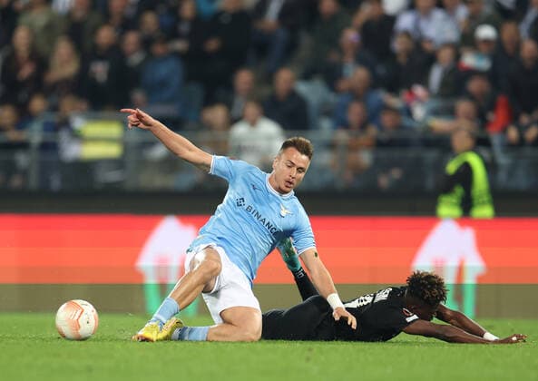 SOCCER - UEFA EL, Sturm vs Lazio GRAZ,AUSTRIA,06.OCT.22 - SOCCER - UEFA Europa League, SK Sturm Graz vs SS Lazio Roma. Image shows Patric (Lazio) and Mohammed Fuseini (Sturm).  GEPAxpictures xChrisxBauer