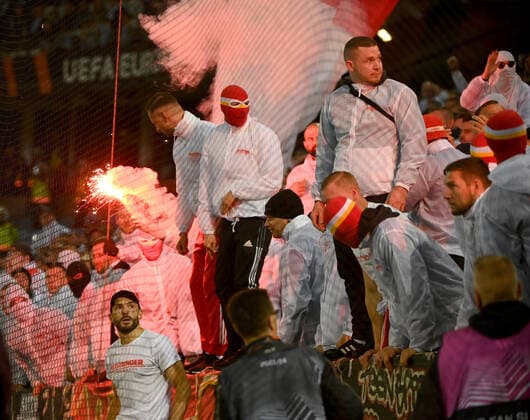 Football, men, season 2022 2023, Europa League, Malmö FF 1 FC Union Berlin group stage, group D, match day 3 , fans of Union burn fireworks, cheering after goal to 1 0, 06 10 2022, Copyright: xMatthiasxKochx