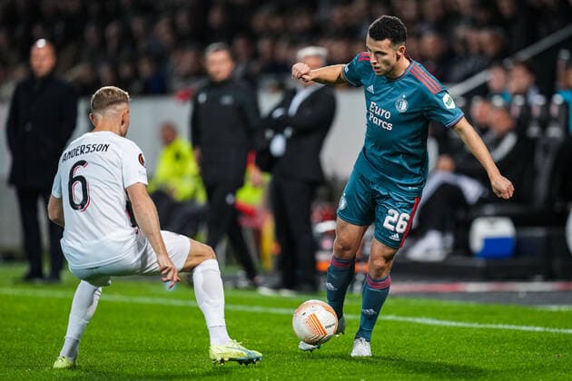 UEFA Europa League: FC Midtjylland v Feyenoord Herning - Joel Andersson of FC Midtjylland, Oussama Idrissi of Feyenoord during the match between FC Midtjylland v Feyenoord at MCH Arena on 6 October 2022 in Herning, Denmark. Copyright: xYannickxVerhoevenx