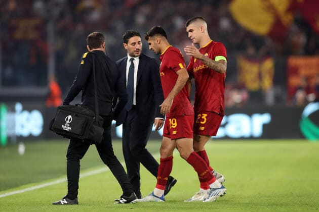 ROME, Italy - 06.10.2022: Injured Mehmet Celik (AS ROMA) during the UEFA Europe League group C match between AS Roma and Real Betis Seville at the Olympic Stadium on October 10, 2022 in Rome, Italy.  Copyright: xMarcoxIacobuccix xipa-agency.netx xMarcoxIacobuccix 0