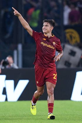AS Roma v Real Betis - UEFA Europa League Paulo Dybala of AS Roma celebrates after scoring first goal during the UEFA Europa League Group C stage match between AS Roma and Real Betis at Stadio Olimpico, Rome, Italy on 6 October 2022. Rome Rome Italy  Copyright: xGiuseppexMaffiax originalFilename:maffia-asromavr221006_npyh5.jpg