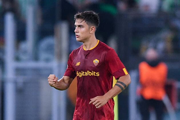 AS Roma v Real Betis - UEFA Europa League Paulo Dybala of AS Roma celebrates after scoring first goal during the UEFA Europa League Group C stage match between AS Roma and Real Betis at Stadio Olimpico, Rome, Italy on 6 October 2022. Rome Rome Italy  Copyright: xGiuseppexMaffiax originalFilename:maffia-asromavr221006_npypV.jpg