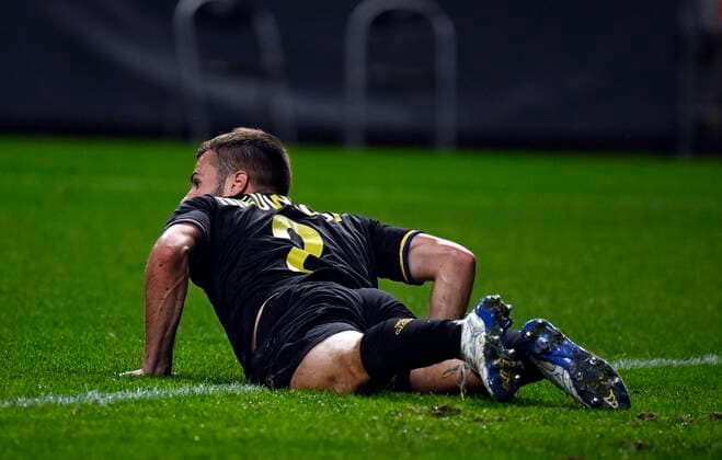 BRAGA, PORTUGAL - OCTOBER 06 : Nieuwkoop Bart defender of Union St-Gilloise looks dejected after missing a opportunity to score a goal during Uefa Europa league match between SC Braga and Union St-Gilloise on October 6, 2022 in Estadio Municipal de Braga Braga, Portugal, 6 10 2022 ( SC Braga v Union St-Gilloise : Uefa Europa league PhotoNews Panoramic 
