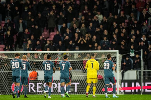 UEFA Europa League: FC Midtjylland v Feyenoord Herning - Players of Feyenoord with the fans during the match between FC Midtjylland v Feyenoord at MCH Arena on 6 October 2022 in Herning, Denmark. Copyright: xTomxBodex