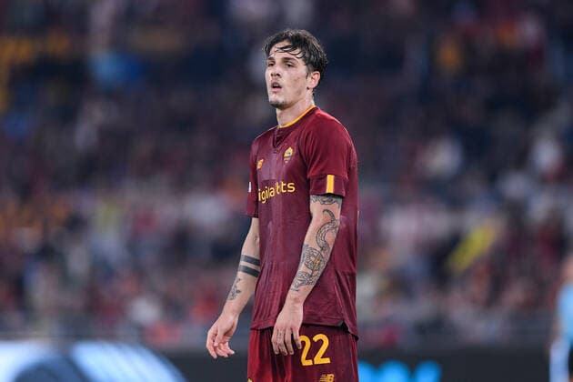 AS Roma v Real Betis - UEFA Europa League Nicolo Zaniolo of AS Roma looks dejected during the UEFA Europa League Group C stage match between AS Roma and Real Betis at Stadio Olimpico, Rome, Italy on 6 October 2022. Rome Rome Italy  Copyright: xGiuseppexMaffiax originalFilename:maffia-asromavr221006_npKJf.jpg