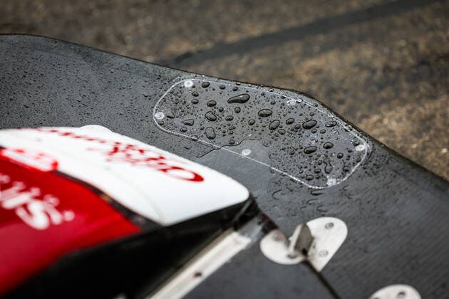 Alfa Romeo F1 Team ORLEN C42, mechanical detail under the rain during the Formula 1 Honda Japanese Grand Prix 2022, 18th round of the 2022 FIA Formula One World Championship, WM, Weltmeisterschaft from Octobre 7 to 9, 2022 on the Suzuka International Racing Course, in Suzuka, Mie Prefecture, Japan - F1 - JAPANESE GRAND PRIX 2022 DPPI Panoramic  20221007_G00D8338