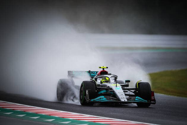 44 HAMILTON Lewis (gbr), Mercedes AMG F1 Team W13, action during the Formula 1 Honda Japanese Grand Prix 2022, 18th round of the 2022 FIA Formula One World Championship, WM, Weltmeisterschaft from October 7 to 9, 2022 on the Suzuka International Racing Course, in Suzuka, Mie Prefecture, Japan - F1 - JAPANESE GRAND PRIX 2022 DPPI Panoramic  00122041__V2_4680