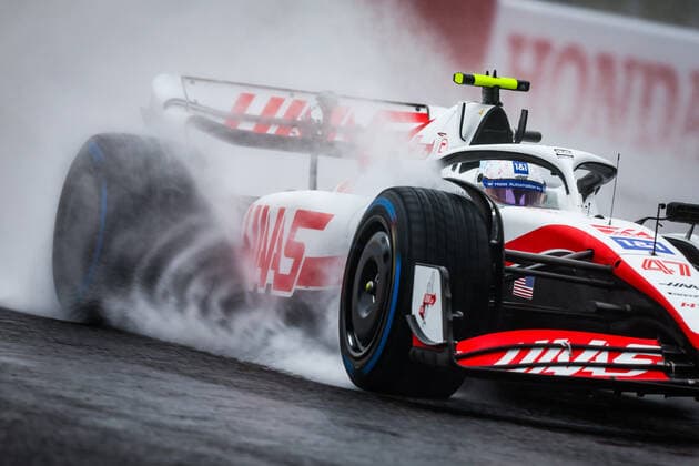 47 SCHUMACHER Mick (ger), Haas F1 Team VF-22 Ferrari, action during the Formula 1 Honda Japanese Grand Prix 2022, 18th round of the 2022 FIA Formula One World Championship, WM, Weltmeisterschaft from Octobre 7 to 9, 2022 on the Suzuka International Racing Course, in Suzuka, Mie Prefecture, Japan - F1 - JAPANESE GRAND PRIX 2022 DPPI Panoramic  20221007_GOOD8870