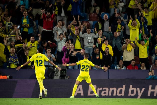 Villarreal CF v Austria Wien: Group C - UEFA Europa Conference League Villarreal s Jose Luis Morales celebrate after scoring the 4-0 goal with his teammate during UEFA Europa Conference League match between Villarreal CF and FK Austria Wien at Ciutat de Valencia Stadium on October 6, 2022. Valencia Spain  Copyright: xJosexMiguelxFernandezx originalFilename:fernandezdevelascosanz-villarre221006_npgqs.jpg