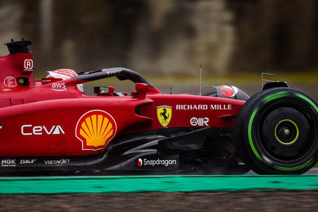 16 LECLERC Charles (mco), Scuderia Ferrari F1-75, action during the Formula 1 Honda Japanese Grand Prix 2022, 18th round of the 2022 FIA Formula One World Championship, WM, Weltmeisterschaft from Octobre 7 to 9, 2022 on the Suzuka International Racing Course, in Suzuka, Mie Prefecture, Japan - F1 - JAPANESE GRAND PRIX 2022 DPPI Panoramic  20221007_GOOD0605