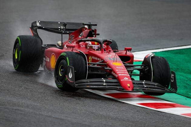 16 LECLERC Charles (mco), Scuderia Ferrari F1-75, action during the Formula 1 Honda Japanese Grand Prix 2022, 18th round of the 2022 FIA Formula One World Championship, WM, Weltmeisterschaft from Octobre 7 to 9, 2022 on the Suzuka International Racing Course, in Suzuka, Mie Prefecture, Japan - F1 - JAPANESE GRAND PRIX 2022 DPPI Panoramic  20221007_GOOD0757
