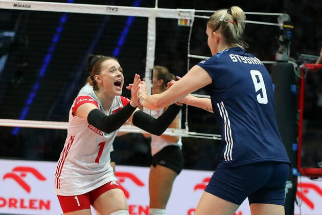 07.10.2022 LODZ, ATLAS ARENA SIATKOWKA KOBIET (VOLLEYBALL) FIVB MISTRZOSTWA SWIATA W SIATKOWCE KOBIET HOLANDIA - POLSKA 2022 ( FIVB VOLLEYBALL WOMENÕS WORLD CHAMPIONSHIPS NETHERLANDS - POLAND 2022) MECZ (GAME POLAND - CANADA ) POLSKA - KANADA NZ. RADOSC MARIA STENZEL , MAGDALENA STYSIAK FOTO JAKUB PIASECKI CYFRASPORT NEWSPIX.PL --- Newspix.pl POLAND OUT!  20221007JPCS3076