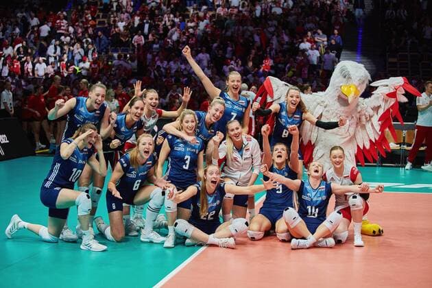 Sport Bilder des Tages 07.10.2022 LODZ, ATLAS ARENA SIATKOWKA KOBIET (VOLLEYBALL) FIVB MISTRZOSTWA SWIATA W SIATKOWCE KOBIET HOLANDIA - POLSKA 2022 ( FIVB VOLLEYBALL WOMEN™S WORLD CHAMPIONSHIPS NETHERLANDS - POLAND 2022) MECZ (GAME) POLSKA- KANADA( POLAND - CANADA) NZ. RODOSC ZWYCIESTWO DRUZYNA KAMILA WITKOWSKA, MONIKA FEDUSIO WERONIKA SZLAGOWSKA JOANNA WOLOSZ MARIA STENZEL ZUZANNA GORECKA MONIKA GALKOWSKA KLAUDIA ALAGIERSKA-SZCZEPANSKA MAGDALENA STYSIAK FOTO RADOSLAW JOZWIAK CYFRASPORT NEWSPIX.PL --- Newspix.pl POLAND OUT!  RJ2_8552