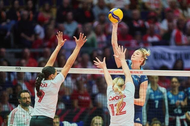 07.10.2022 LODZ, ATLAS ARENA SIATKOWKA KOBIET (VOLLEYBALL) FIVB MISTRZOSTWA SWIATA W SIATKOWCE KOBIET HOLANDIA - POLSKA 2022 ( FIVB VOLLEYBALL WOMEN™S WORLD CHAMPIONSHIPS NETHERLANDS - POLAND 2022) MECZ (GAME) POLSKA- KANADA( POLAND - CANADA) NZ. ALEXA GRAY JENNIFER CROSS MAGDALENA STYSIAK FOTO RADOSLAW JOZWIAK CYFRASPORT NEWSPIX.PL --- Newspix.pl POLAND OUT!  _CRJ8142