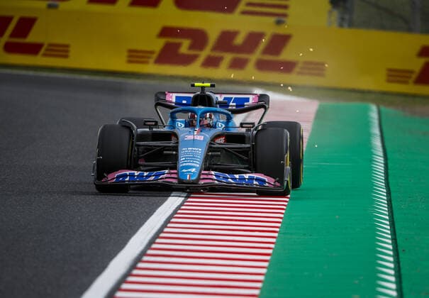 31 OCON Esteban (fra), Alpine F1 Team A522, action during the Formula 1 Honda Japense Grand Prix 2022, 18th round of the 2022 FIA Formula One World Championship, WM, Weltmeisterschaft from Octobre 7 to 9, 2022 on the Suzuka International Racing Course, in Suzuka, Mie Prefecture, Japan - F1 - JAPANESE GRAND PRIX 2022 DPPI Panoramic  _V2_6304