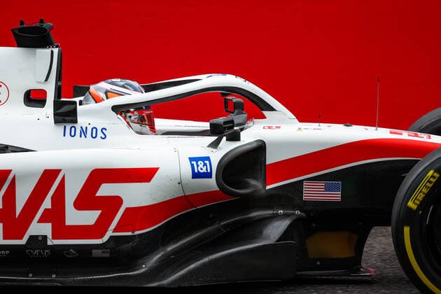 20 MAGNUSSEN Kevin (den), Haas F1 Team VF-22 Ferrari, action during the Formula 1 Honda Japanese Grand Prix 2022, 18th round of the 2022 FIA Formula One World Championship, WM, Weltmeisterschaft from Octobre 7 to 9, 2022 on the Suzuka International Racing Course, in Suzuka, Mie Prefecture, Japan - F1 - JAPANESE GRAND PRIX 2022 DPPI Panoramic  20221008_G00D0347