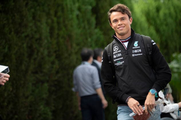 October 8, 2022, Suzuka, Mie, Japan: October 8, 2022: Suzuka Circuit, Mie Prefecture, JAPAN: NYCK DE VRIES, recently announced as a new full time driver next year for AlphaTauri, arrives at Qualifying Day for the Formula 1 Honda Japanese Grand Prix. Max Verstappen of Red Bull Racing qualified in pole position. Motorsports. Suzuka Japan - ZUMAb177 20221008_zap_b177_079 Copyright: xTaidghxBarronx