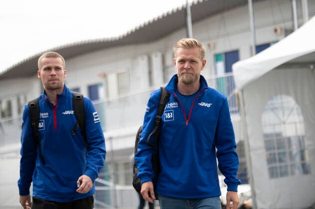 October 8, 2022, Suzuka, Mie, Japan: October 8, 2022: Suzuka Circuit, Mie Prefecture, JAPAN: KEVIN MAGNUSSEN of Haas F1 Team 20 arrives at Qualifying Day for the Formula 1 Honda Japanese Grand Prix. Max Verstappen of Red Bull Racing qualified in pole position. Motorsports. Suzuka Japan - ZUMAb177 20221008_zap_b177_098 Copyright: xTaidghxBarronx