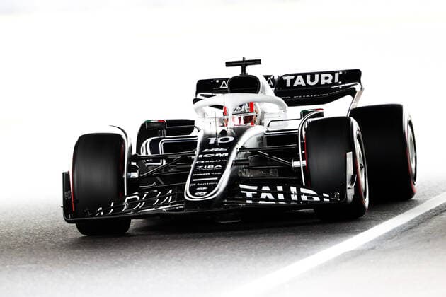 10 GASLY Pierre (fra), Scuderia AlphaTauri AT03, action during the Formula 1 Honda Japanese Grand Prix 2022, 18th round of the 2022 FIA Formula One World Championship, WM, Weltmeisterschaft from October 7 to 9, 2022 on the Suzuka International Racing Course, in Suzuka, Mie Prefecture, Japan - F1 - JAPANESE GRAND PRIX 2022 DPPI Panoramic  00122041__V2_6958