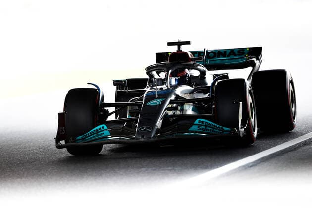 63 RUSSELL George (gbr), Mercedes AMG F1 Team W13, action during the Formula 1 Honda Japanese Grand Prix 2022, 18th round of the 2022 FIA Formula One World Championship, WM, Weltmeisterschaft from October 7 to 9, 2022 on the Suzuka International Racing Course, in Suzuka, Mie Prefecture, Japan - F1 - JAPANESE GRAND PRIX 2022 DPPI Panoramic  00122041__V2_7226