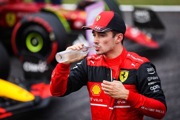 LECLERC Charles (mco), Scuderia Ferrari F1-75, portrait during the Formula 1 Honda Japanese Grand Prix 2022, 18th round of the 2022 FIA Formula One World Championship, WM, Weltmeisterschaft from October 7 to 9, 2022 on the Suzuka International Racing Course, in Suzuka, Mie Prefecture, Japan - F1 - JAPANESE GRAND PRIX 2022 DPPI Panoramic  00122041_AV6_8567