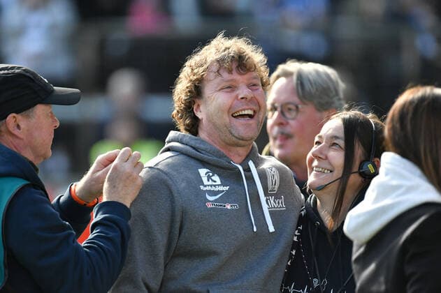 Sport Themen der Woche KW40 Stefan Kraemer (Trainer SV Meppen) bei der Presse DFB regulations prohibit any use of photographs as image sequences and or quasi-video, GER, Fussball, 3.Liga, SV Meppen - SpVgg Bayreuth, 8.10.22, Haensch-Arena Meppen *** Stefan Kraemer Trainer SV Meppen bei der Presse DFB regulations prohibit any use of photographs as image sequences and or quasi video, GER, Fussball, 3 Liga, SV Meppen SpVgg Bayreuth, 8 10 22, Haensch Arena Meppen Copyright: xEibner-Pressefoto xFrankxWenzelx SVW