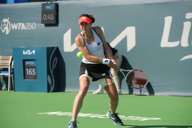 October 8, 2022, Monastir, Tunisia: AlizÅ½ Cornet in action.....AlizÅ½ Cornet (France) vs Veronika Kudermetova (Russia) during the 1 2 Jasmin open Tunisia tennis tournament WTA, Tennis Damen 250) in Monastir in the Sahel (160km south east of Tunis) from October 1 to 9, 2022. Tunisia - ZUMAm107 20221008_zaf_m107_004 Copyright: xChokrixMahjoubx