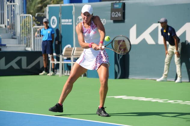 October 8, 2022, Monastir, Tunisia: Veronika Kudermetova in action.....AlizÅ½ Cornet (France) vs Veronika Kudermetova (Russia) during the 1 2 Jasmin open Tunisia tennis tournament WTA, Tennis Damen 250) in Monastir in the Sahel (160km south east of Tunis) from October 1 to 9, 2022. Tunisia - ZUMAm107 20221008_zaf_m107_009 Copyright: xChokrixMahjoubx