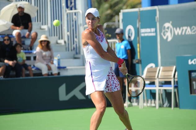 October 8, 2022, Monastir, Tunisia: Veronika Kudermetova in action.....AlizÅ½ Cornet (France) vs Veronika Kudermetova (Russia) during the 1 2 Jasmin open Tunisia tennis tournament WTA, Tennis Damen 250) in Monastir in the Sahel (160km south east of Tunis) from October 1 to 9, 2022. Tunisia - ZUMAm107 20221008_zaf_m107_023 Copyright: xChokrixMahjoubx