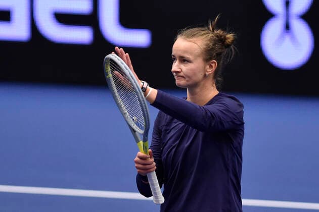 Barbora Krejcikova of Czech Republic celebrates winning the WTA, Tennis Damen Agel Open 2022 women s tennis tournament match against Elena Rybakina of Kazakhstan, on October 8, 2022, in Ostrava, Czech Republic. (CTKxPhoto JaroslavxOzana) CTKPhotoP2022100804110  JAO 18