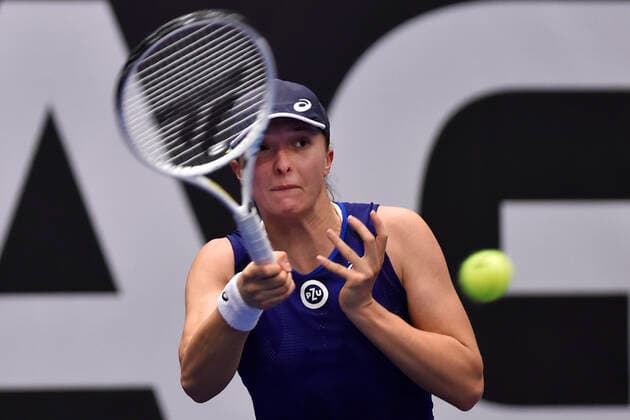 Iga Swiatek of Poland in action during the WTA, Tennis Damen Agel Open 2022 women s tennis tournament match against Ekaterina Alexandrova of Russia, on October 8, 2022, in Ostrava, Czech Republic. (CTKxPhoto JaroslavxOzana) CTKPhotoP2022100804679  JAO 27