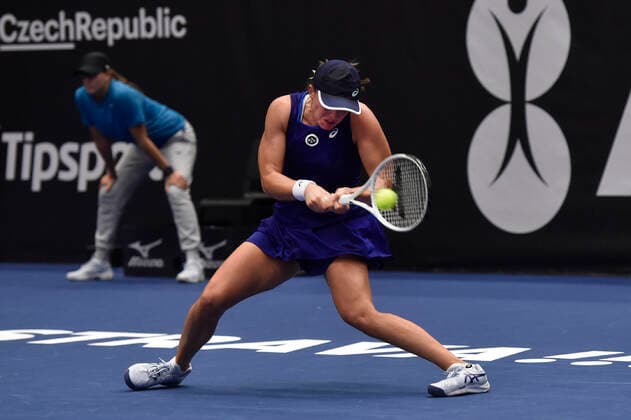 Iga Swiatek of Poland in action during the WTA, Tennis Damen Agel Open 2022 women s tennis tournament match against Ekaterina Alexandrova of Russia, on October 8, 2022, in Ostrava, Czech Republic. (CTKxPhoto JaroslavxOzana) CTKPhotoP2022100804843  JAO 33