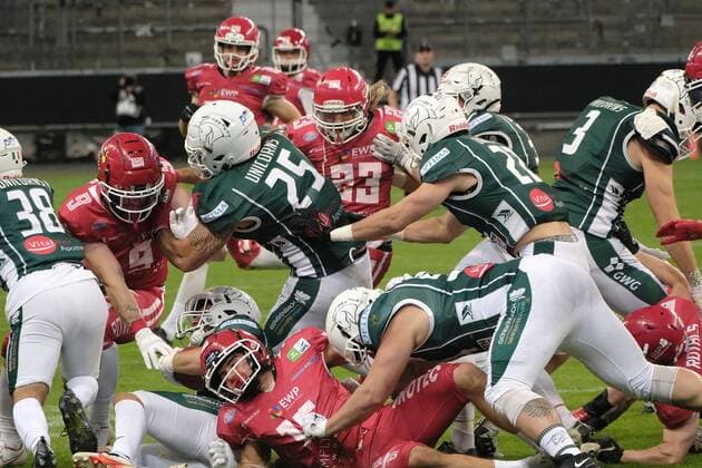 08 10 2022 xkhx Frankfurt am Main, Deutsche Bank Park, German Football League GFL Erima German Bowl XLIII Final Potsdam Royals Schwäbisch Hall Unicorns Mike Gentili 25, Schwäbisch Hall Unicorns