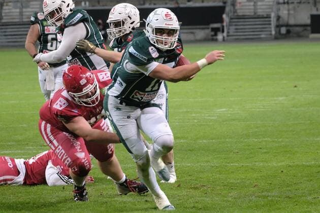 08 10 2022 xkhx Frankfurt am Main, Deutsche Bank Park, German Football League GFL Erima German Bowl XLIII Final Potsdam Royals Schwäbisch Hall Unicorns Hennessey Reilly 11, Schwäbisch Hall Unicorns