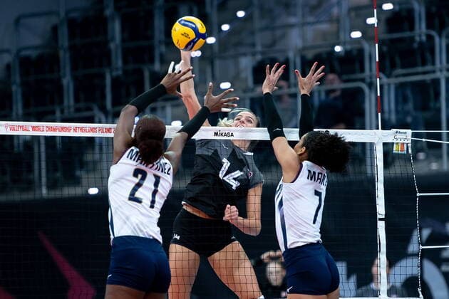 LODZ. 08.10.2022 MISTRZOSTWA SWIATA W SIATKOWCE KOBIET MECZ : DOMINIKANA - KANADA --- FIVB VOLLEYBALL WOMEN World Championship, WM, Weltmeisterschaft 2022 MATCH: DOMINICAN REPUBLIC - CANADA N Z HILARY HOWE FOT. PAWEL PIOTROWSKI 400mm.pl NEWSPIX.PL --- Newspix.pl POLAND OUT!  20221008__PAP018