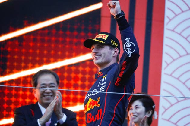 VERSTAPPEN Max (ned), Red Bull Racing RB18, portrait podium during the Formula 1 Honda Japanese Grand Prix 2022, 18th round of the 2022 FIA Formula One World Championship, WM, Weltmeisterschaft from October 7 to 9, 2022 on the Suzuka International Racing Course, in Suzuka, Mie Prefecture, Japan - F1 - JAPANESE GRAND PRIX 2022 - RACE DPPI Panoramic  00122042__V2_9027